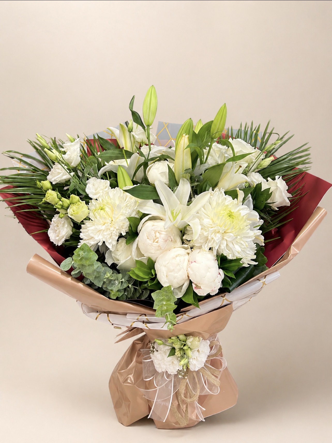 White Lily Premium Buket